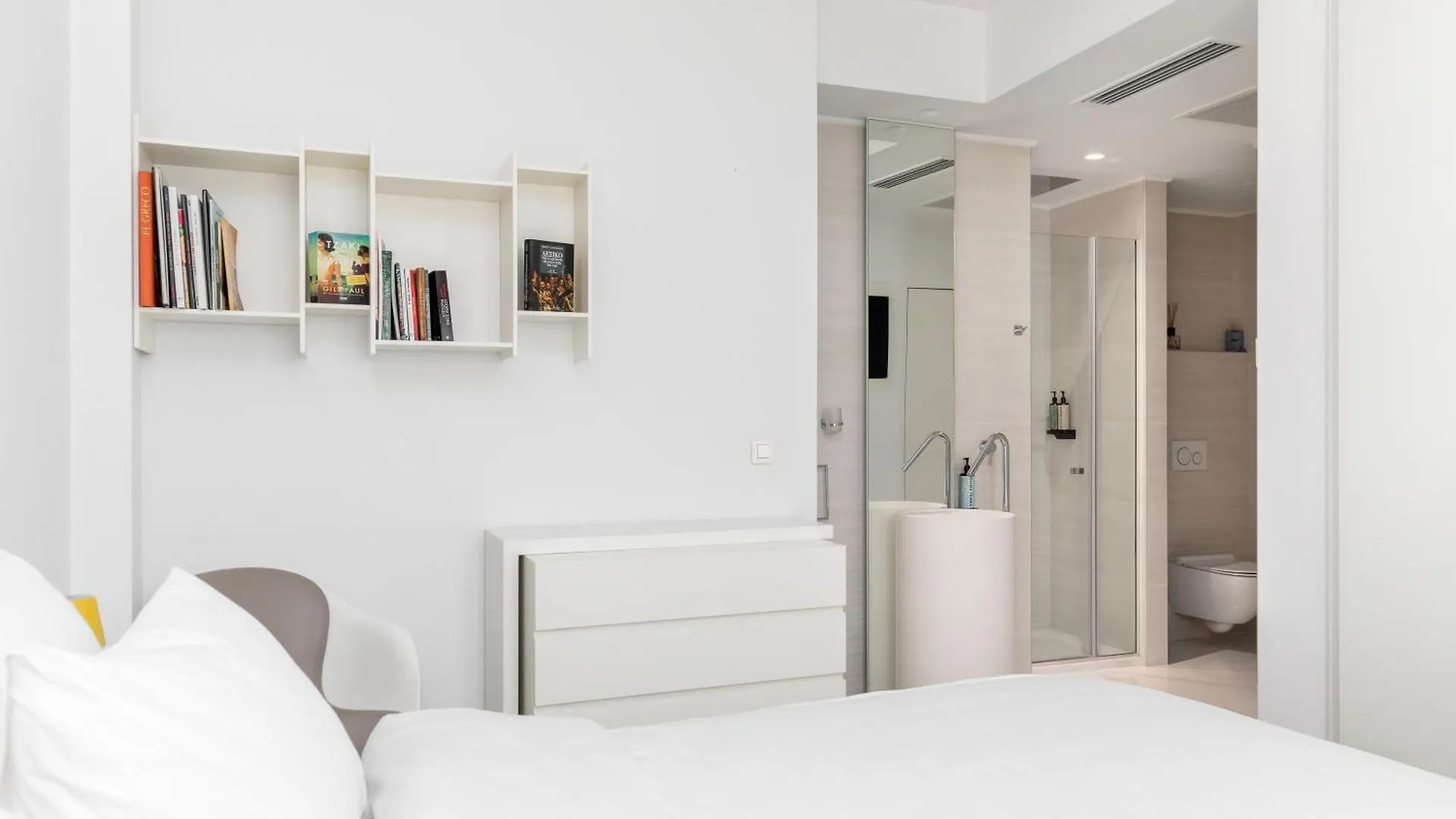 Apartmán Aria, Lux Seafront Apt With White Tower View Soluň